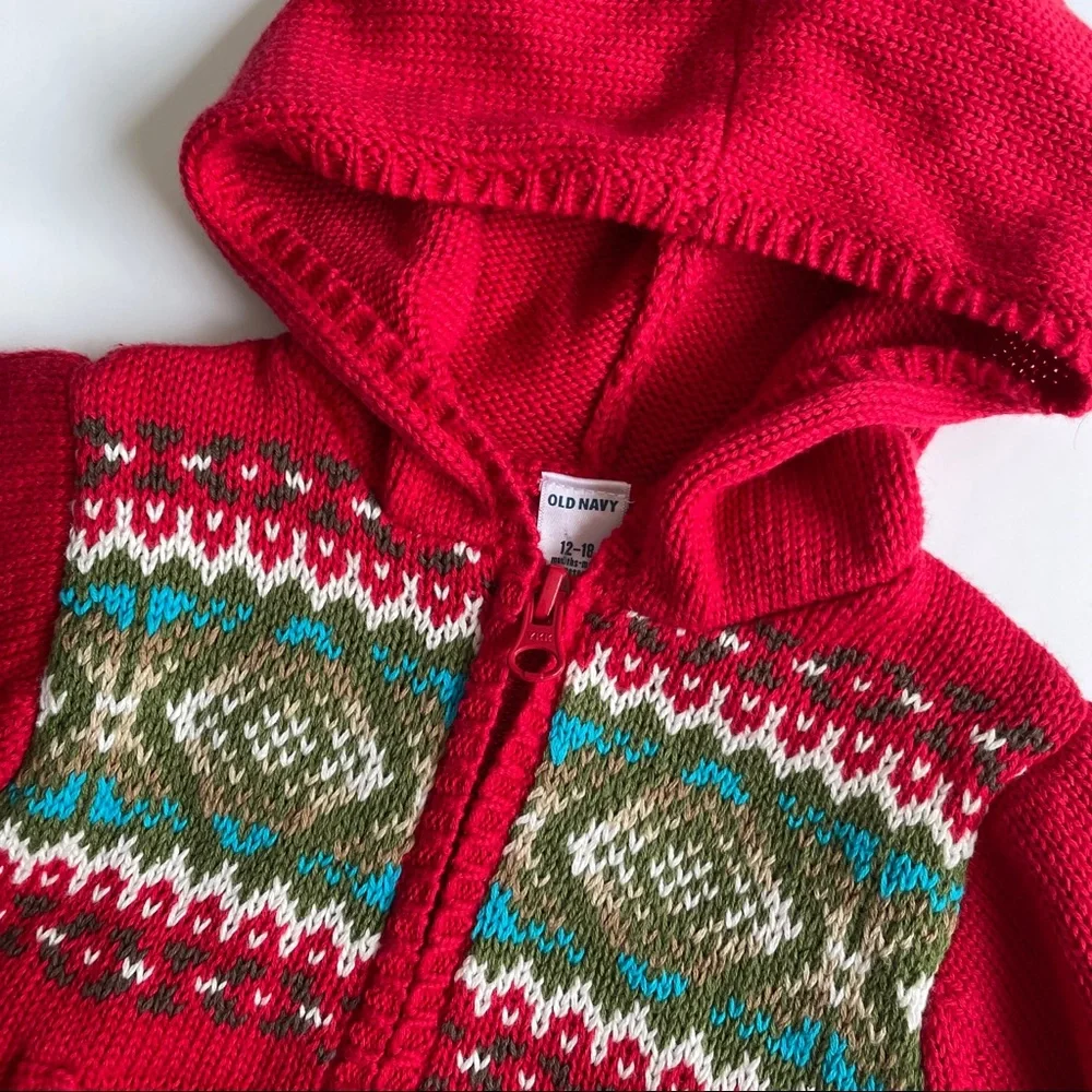 Old Navy sweater